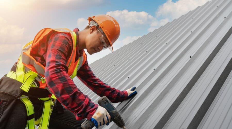 Owens Corning roofing contractor in Dwarf, KY